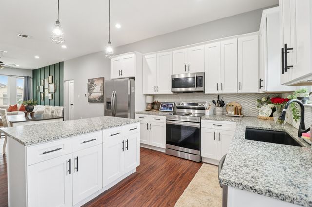 5719 Barkridge Drive, Granbury, TX 76048