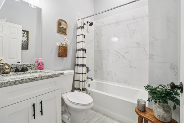 5719 Barkridge Drive, Granbury, TX 76048