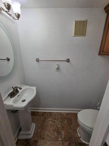10615 Briar Forest Drive 1001, Houston, TX 77042