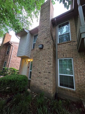 10615 Briar Forest Drive 1001, Houston, TX 77042