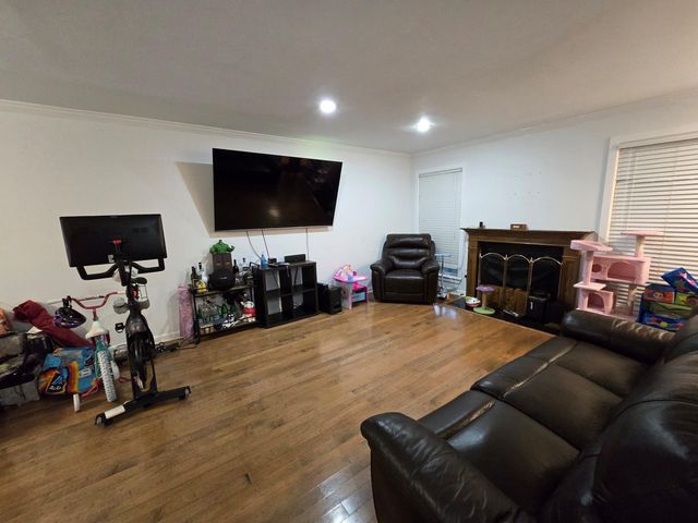 10615 Briar Forest Drive 1001, Houston, TX 77042