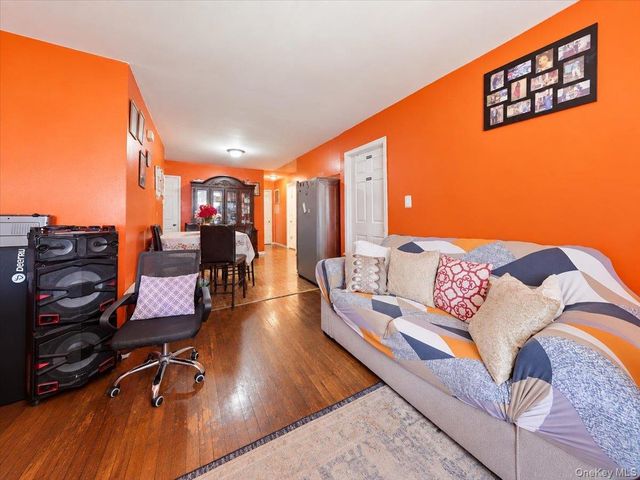 3919 Grace Avenue, Bronx, NY 10466
