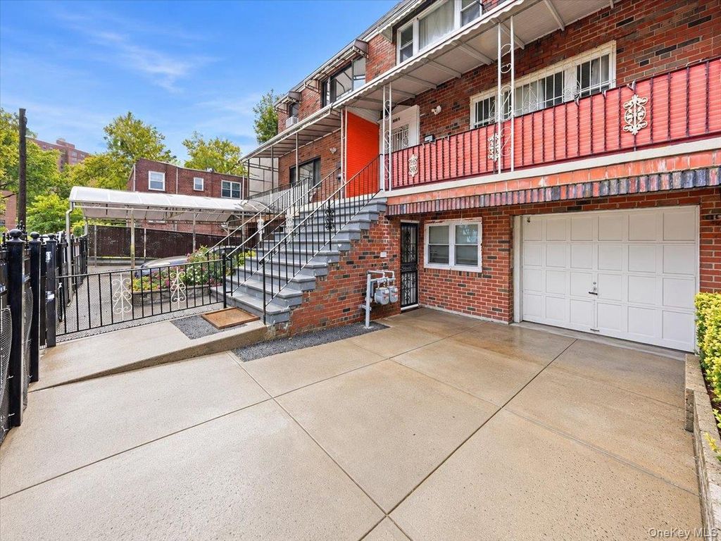 3919 Grace Avenue, Bronx, NY 10466