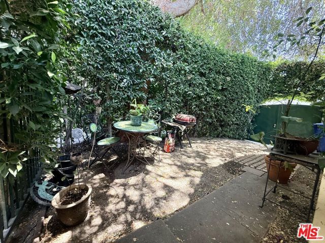 500 N Kingsley Drive, Los Angeles, CA 90004
