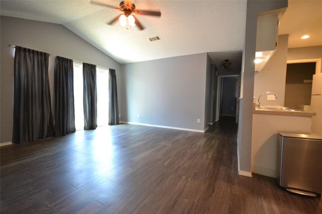 16114 Windermere DR, Pflugerville, TX 78660