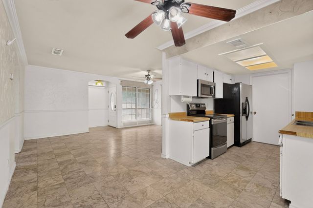 1506 Town Bluff Street, Garland, TX 75040