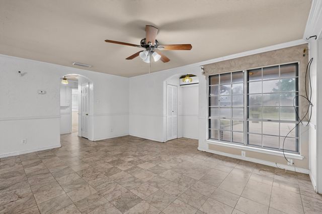 1506 Town Bluff Street, Garland, TX 75040