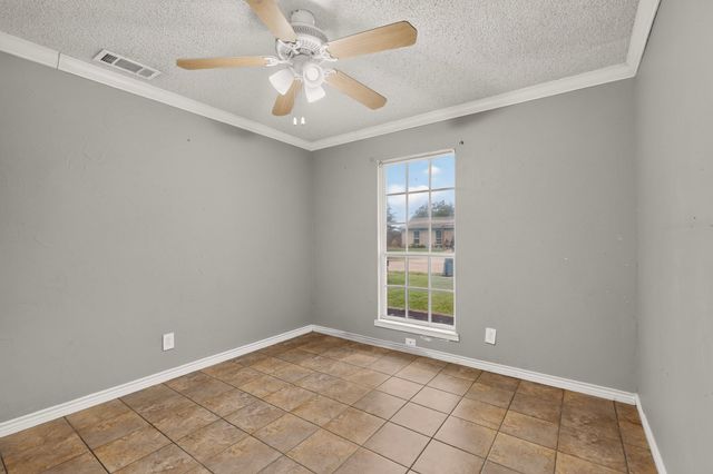 1506 Town Bluff Street, Garland, TX 75040