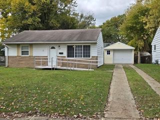 584 Glenwood Avenue, Ypsilanti, MI 48198