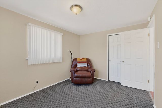 11524 Love Avenue NE, Albuquerque, NM 87112