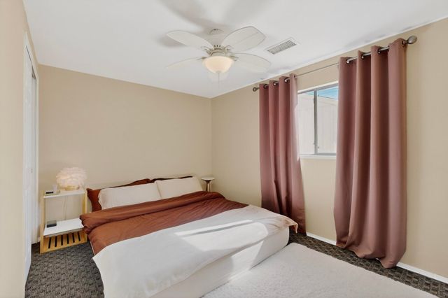 11524 Love Avenue NE, Albuquerque, NM 87112