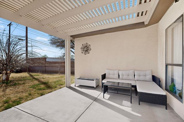 11524 Love Avenue NE, Albuquerque, NM 87112