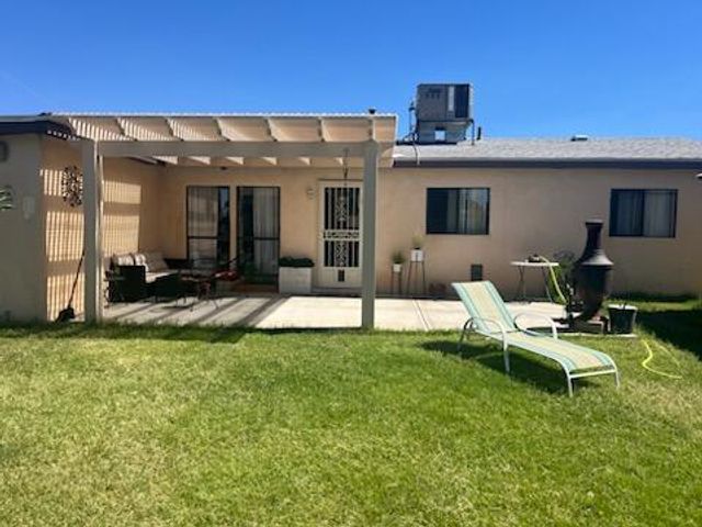 11524 Love Avenue NE, Albuquerque, NM 87112