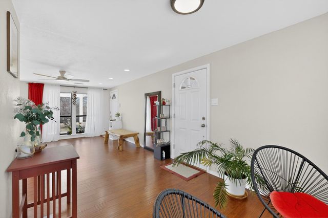 11524 Love Avenue NE, Albuquerque, NM 87112