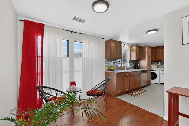 11524 Love Avenue NE, Albuquerque, NM 87112