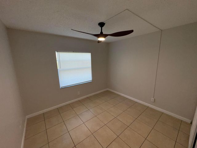 1790 Abbey Road 102, West Palm Beach, FL 33415