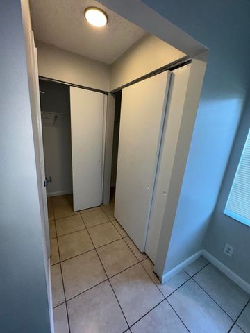 1790 Abbey Road 102, West Palm Beach, FL 33415