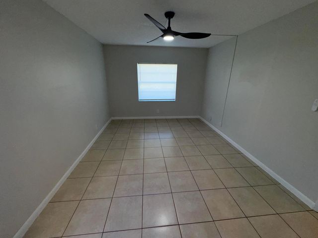 1790 Abbey Road 102, West Palm Beach, FL 33415
