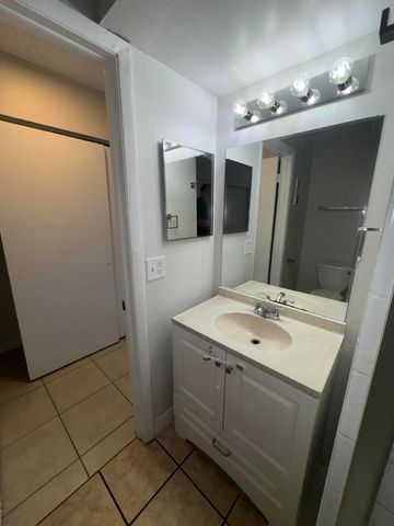 1790 Abbey Road 102, West Palm Beach, FL 33415