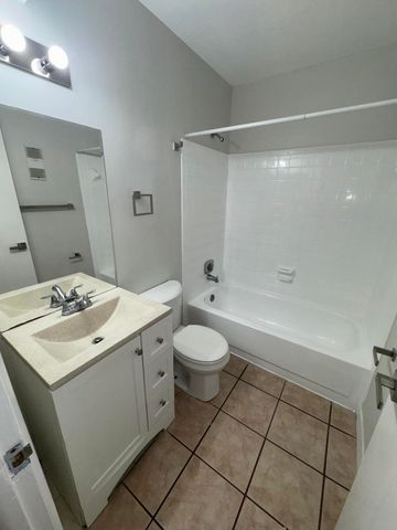 1790 Abbey Road 102, West Palm Beach, FL 33415