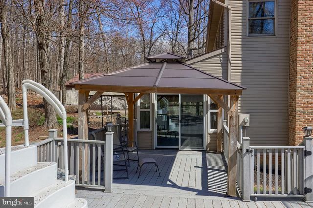 5047 ORE BANK RD, York, PA 17406