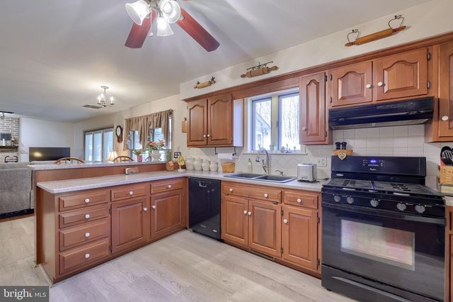 5047 ORE BANK RD, York, PA 17406