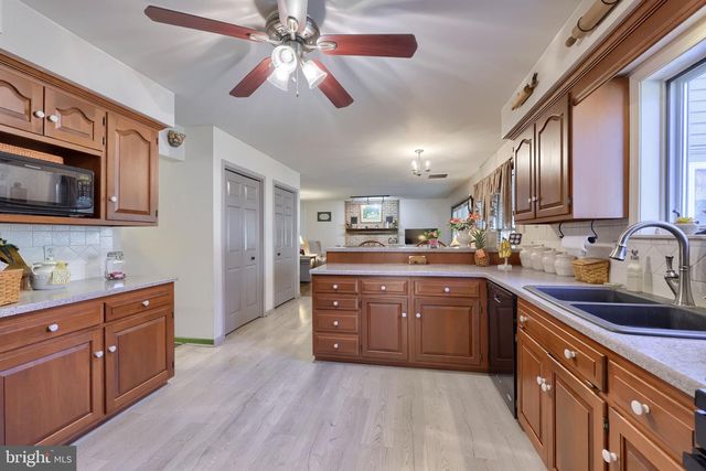 5047 ORE BANK RD, York, PA 17406