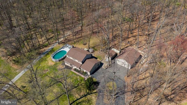 5047 ORE BANK RD, York, PA 17406