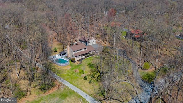 5047 ORE BANK RD, York, PA 17406