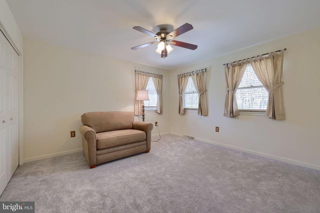 5047 ORE BANK RD, York, PA 17406