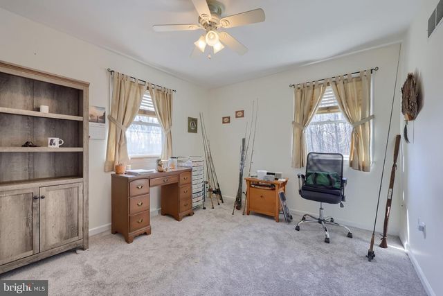 5047 ORE BANK RD, York, PA 17406