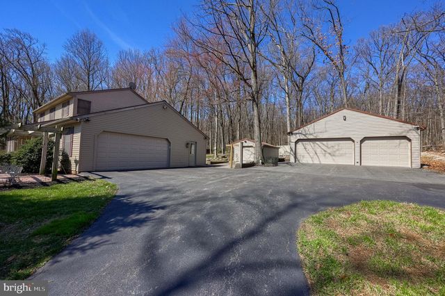 5047 ORE BANK RD, York, PA 17406