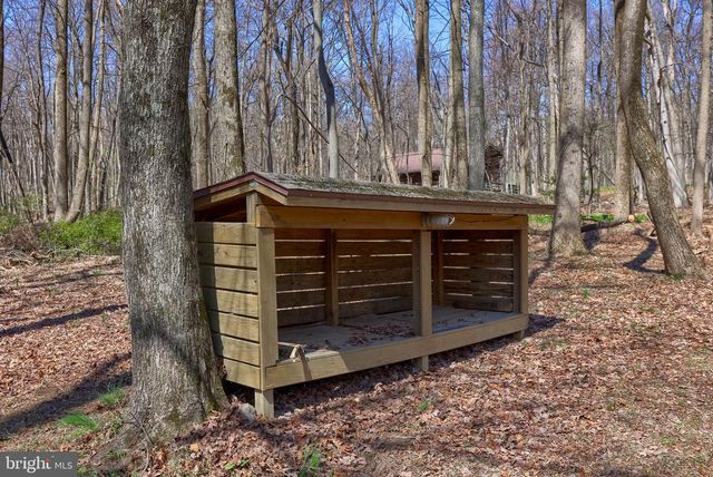 5047 ORE BANK RD, York, PA 17406