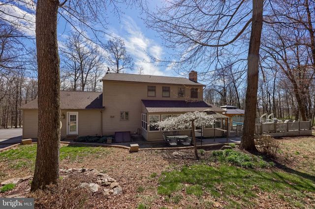 5047 ORE BANK RD, York, PA 17406