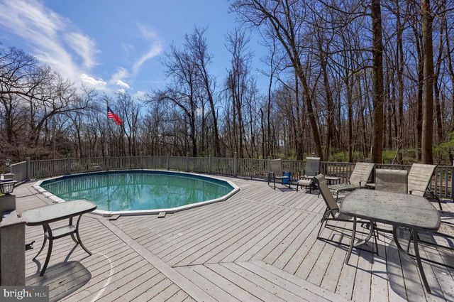 5047 ORE BANK RD, York, PA 17406