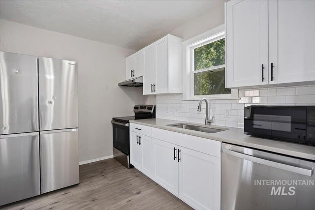 320 Ash Street, Twin Falls, ID 83301