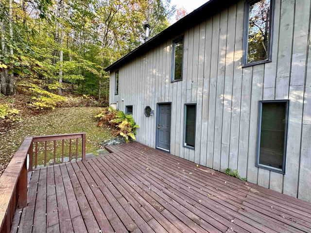 1724 Sangamon Road, Pittsford, VT 05763