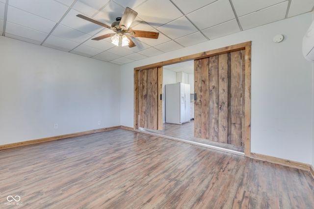 127 Oxbow Road, Bargersville, IN 46106