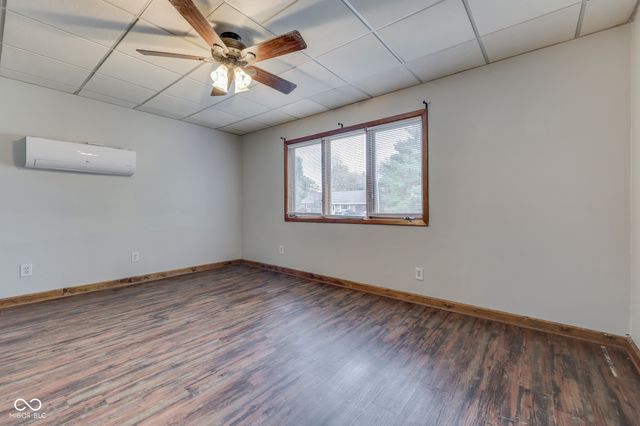 127 Oxbow Road, Bargersville, IN 46106