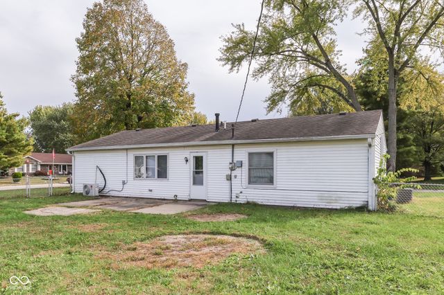 127 Oxbow Road, Bargersville, IN 46106