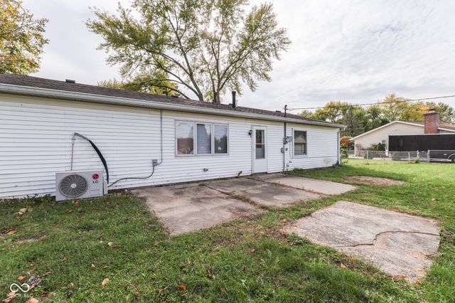 127 Oxbow Road, Bargersville, IN 46106