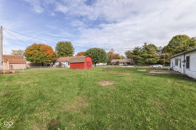 127 Oxbow Road, Bargersville, IN 46106