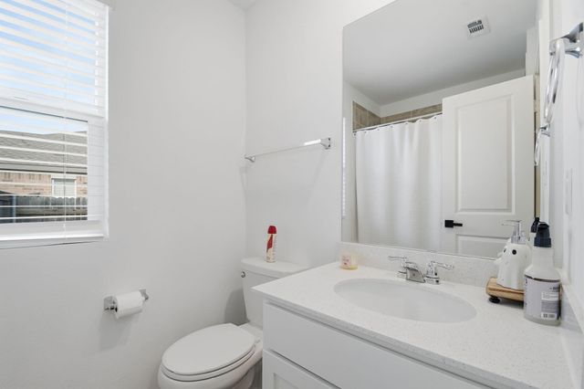 287 George Neggan LN, Bastrop, TX 78602