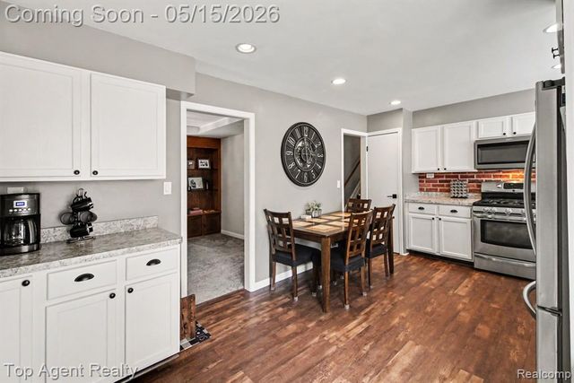 41636 Tetley Drive, Sterling Heights, MI 48313
