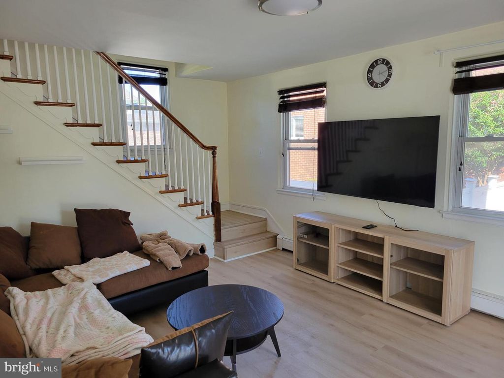 Image 13 of property listing at 329 TALBOTT AVE, Laurel, MD 20707
