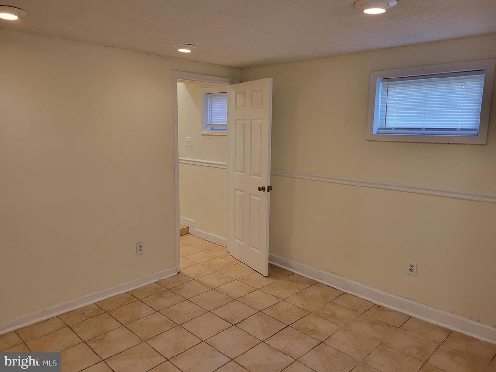 Image 27 of property listing at 329 TALBOTT AVE, Laurel, MD 20707