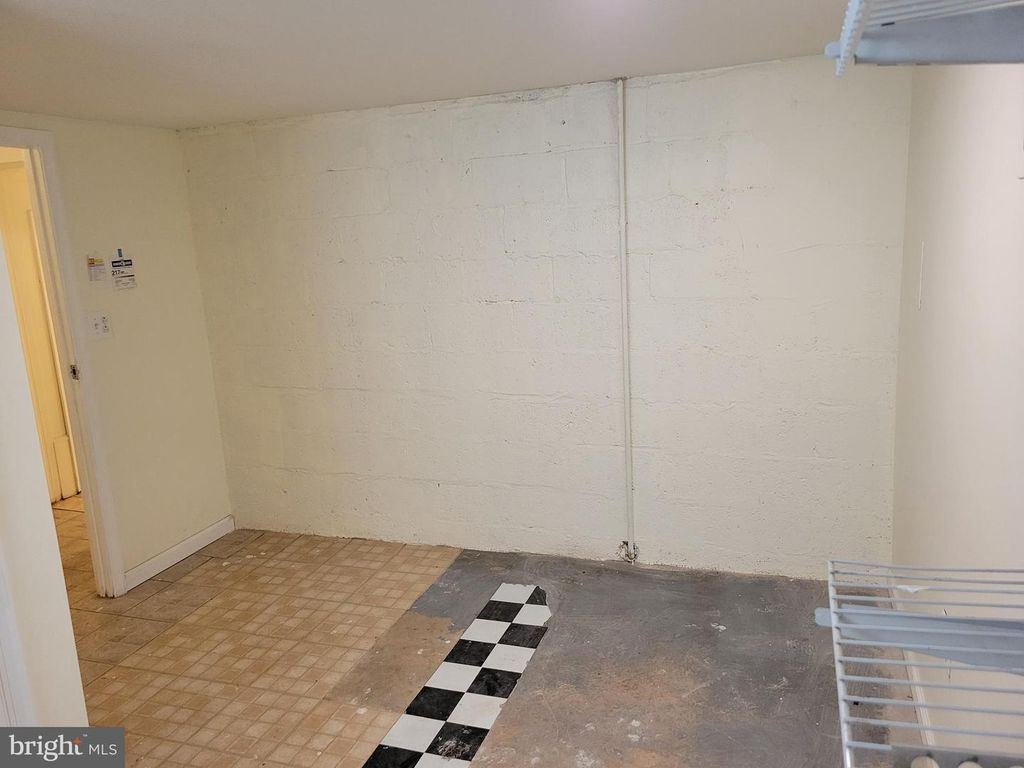 Image 36 of property listing at 329 TALBOTT AVE, Laurel, MD 20707