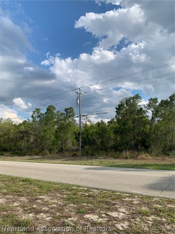 4718 Grand CONCOURSE Course, Sebring, FL 33875
