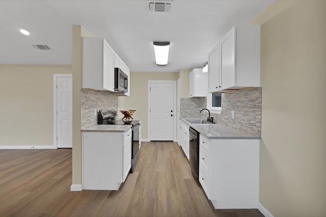 216 Scenic Drive, Aledo, TX 76008