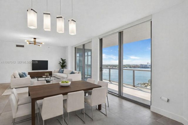 17301 Biscayne Blvd 1401, North Miami Beach, FL 33160